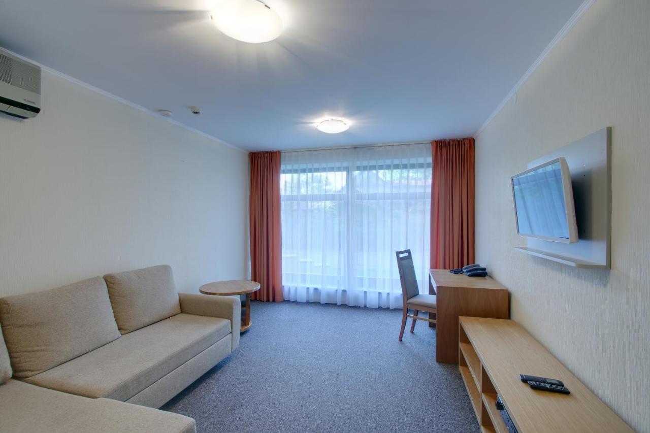 Marine Hotel Jūrkalne Pokoj fotografie